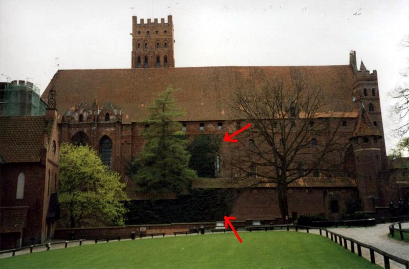 Zamek wysoki w Malborku 24.04.2002